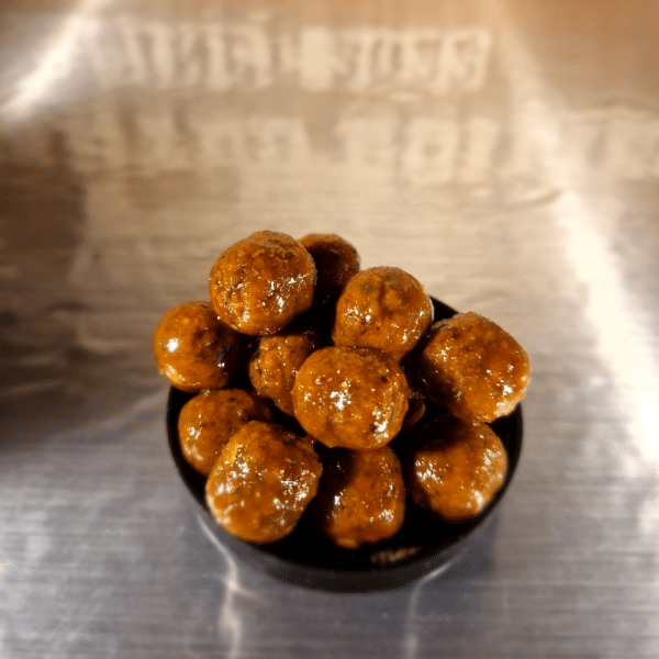 boilies impact fruity spices 100gr